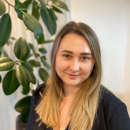 Маргарита Бабакова