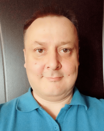 Андрей Викторов