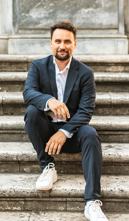 Антон Куликов