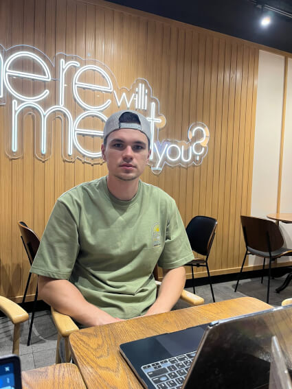 Данила Машошин