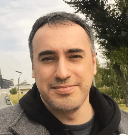 Михаил Павличенко