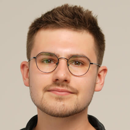 Илья Васильченко