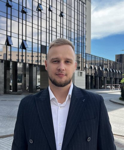 Данила Пивень