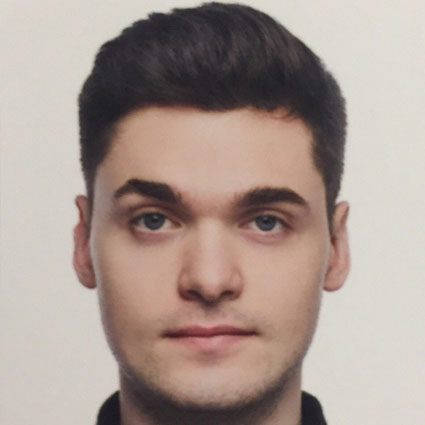 Дмитрий Якушин